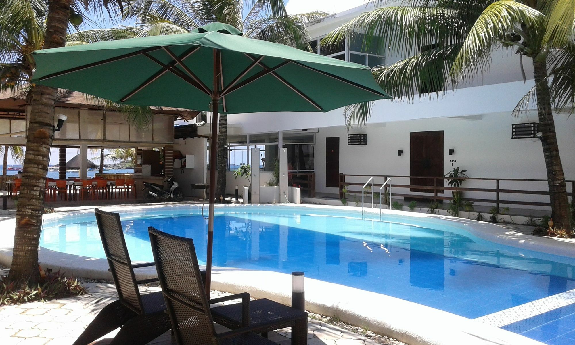 Feliness Resort Manoc-Manoc Exterior foto